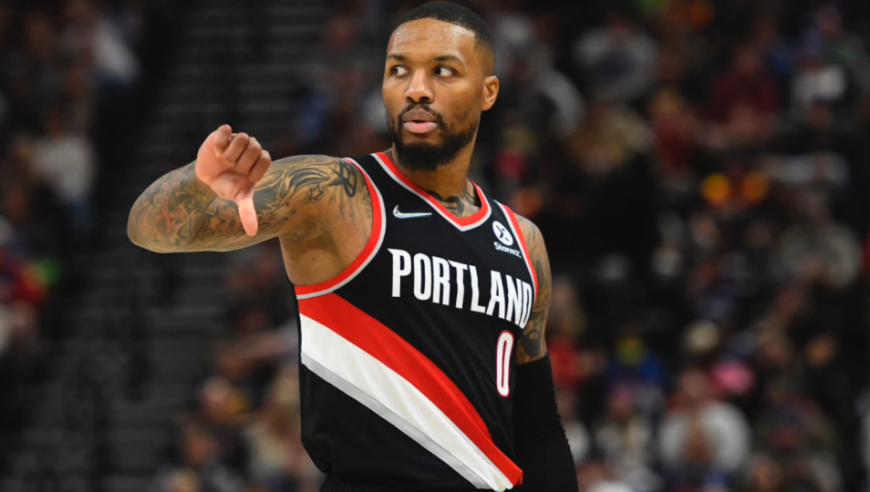 开拓者险胜，利拉德致胜关键球