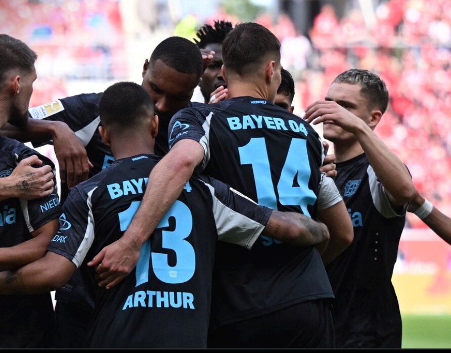 -包含RB莱比锡客场击败勒沃库森，取得关键胜利的词条