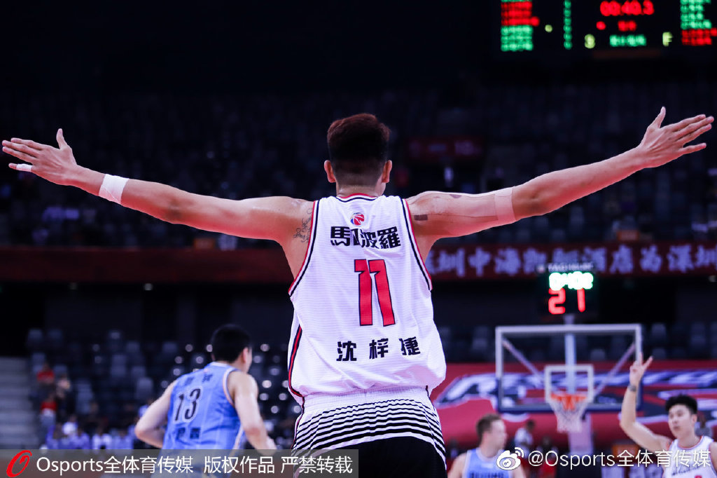 包含深圳队迎战青岛队，火药味十足的词条