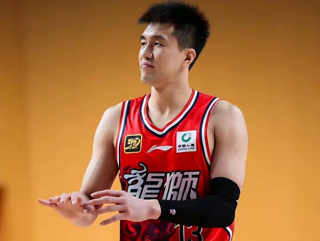 古伊恩特球员表现优异，带领球队战胜强敌