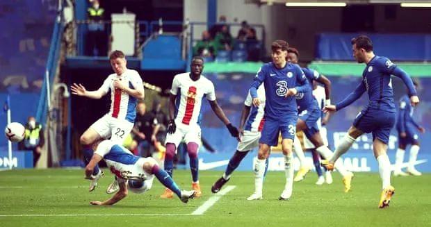 关于切尔西大胜水晶宫，继续保持前四位置的信息