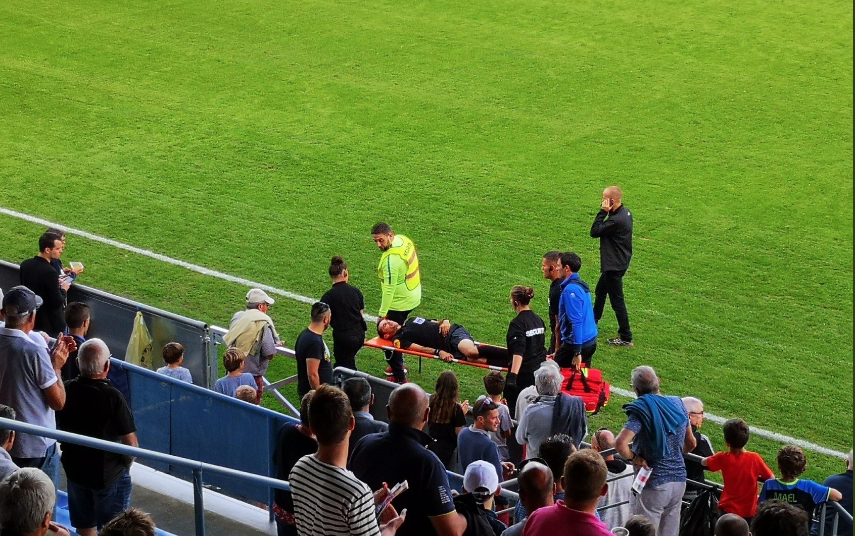 九游体育官方入口-关于足球裁判技术面临挑战，法国联赛亟需提升管理水平的信息