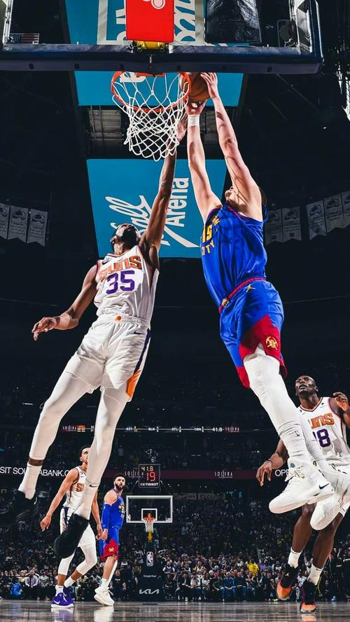 包含太阳连扳两局，将系列赛带回主场的词条