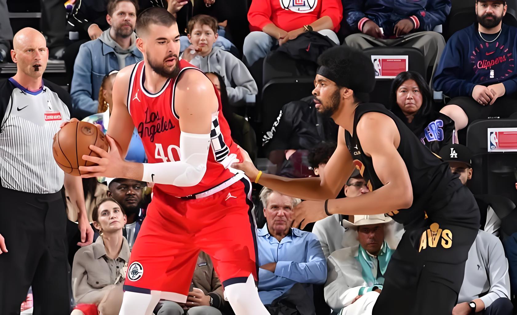 九游体育在线-包含莱昂纳德率队挑战国际篮球等级赛的词条