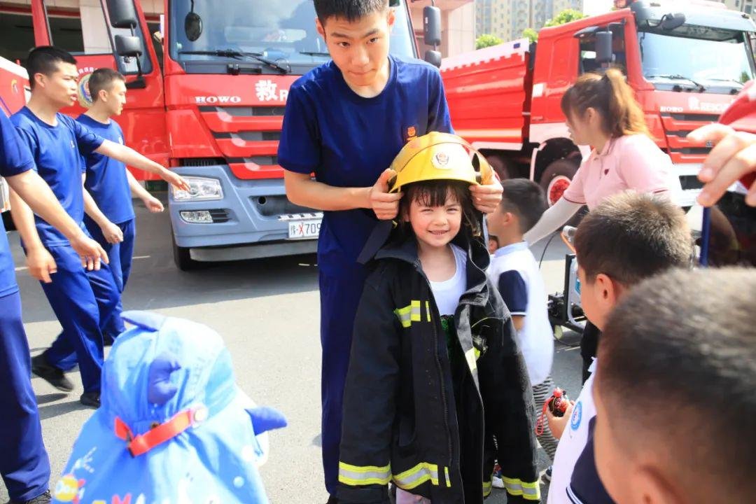 关于热血拼搏！球场热情澎湃再掀高潮的信息