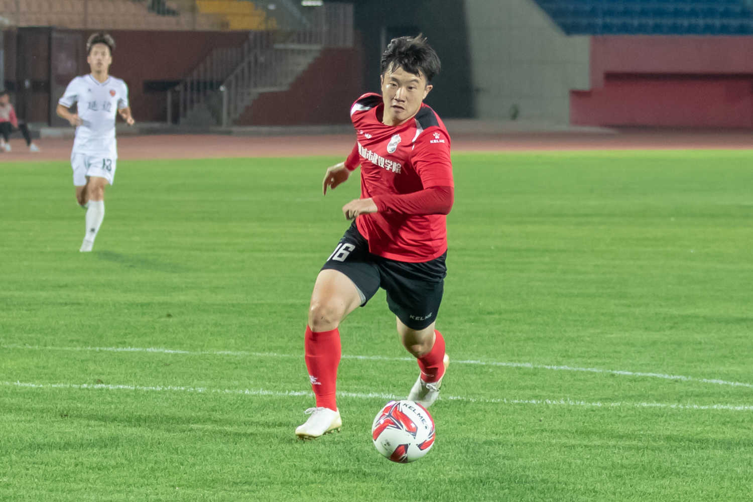 -亚洲明星球员火热争夺：谁是最佳射手？