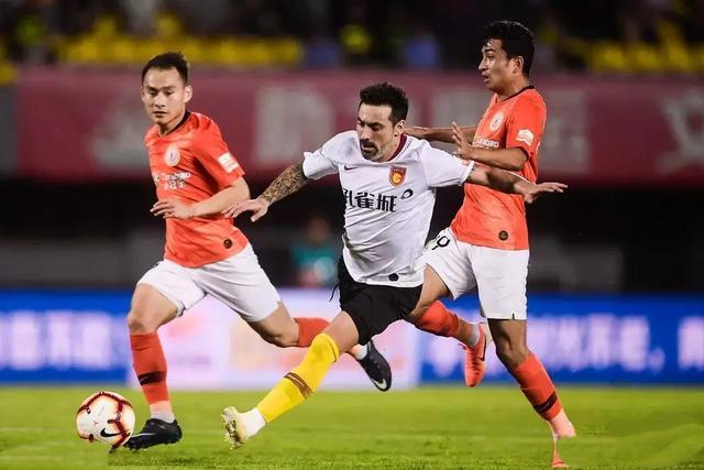 关于北京人和主场以二比一胜利表现完美的信息