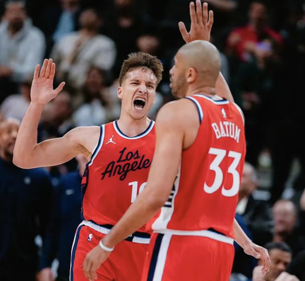 快船队大胜马刺保持连胜